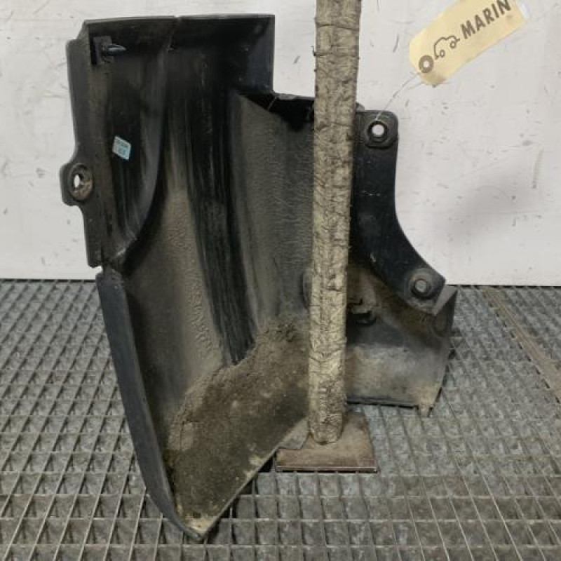 Crosse arriere droit RENAULT MASTER 3 Photo n°4