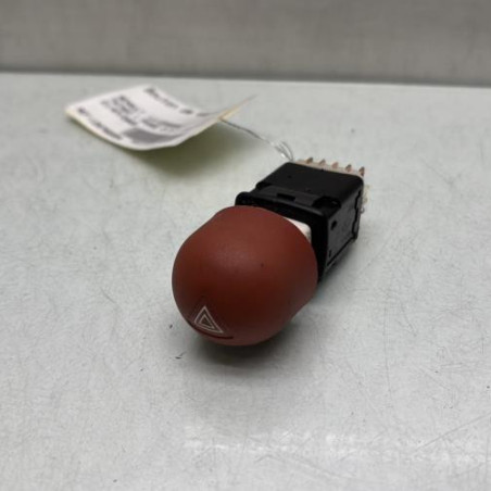 Bouton de warning RENAULT TWINGO 1 Photo n°1