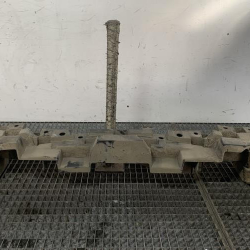 Absorbeur de pare choc arriere RENAULT TWINGO 2 Photo n°1