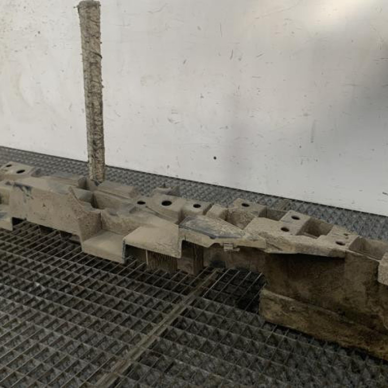 Absorbeur de pare choc arriere RENAULT TWINGO 2 Photo n°3