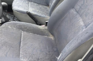 Leve vitre mecanique avant gauche DACIA LOGAN 1