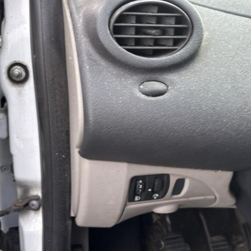 Boitier air bag RENAULT TWINGO 2 Photo n°19