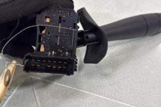 Commodo d'essuie glaces DACIA SANDERO 1