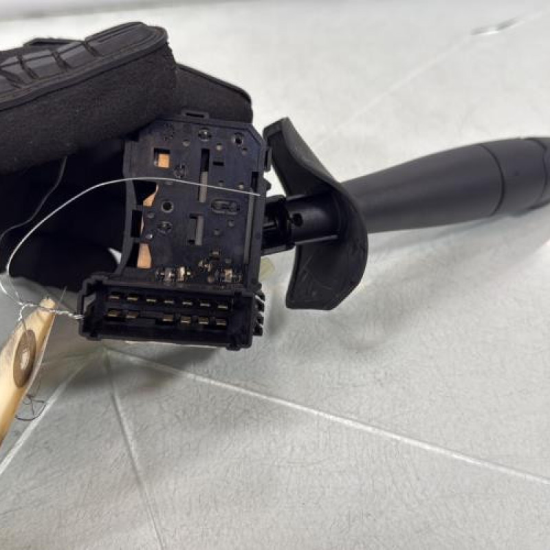 Commodo d'essuie glaces DACIA SANDERO 1 Photo n°2