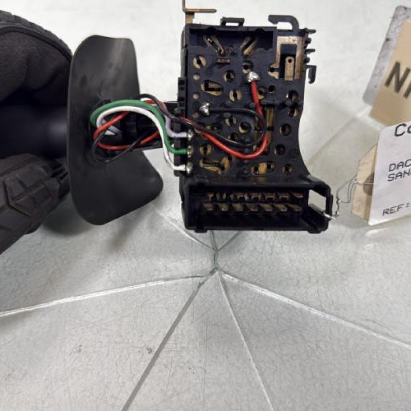 Commodo phare DACIA SANDERO 1 Photo n°3