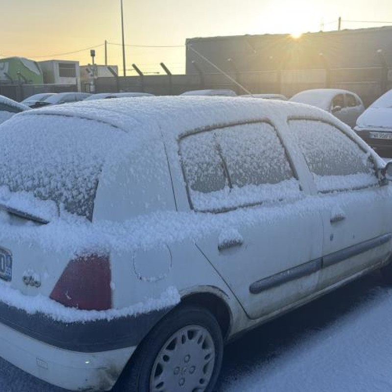 Interrupteur de leve vitre avant droit RENAULT CLIO 2 Photo n°6