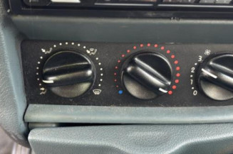 Poignee interieur avant gauche RENAULT KANGOO 1