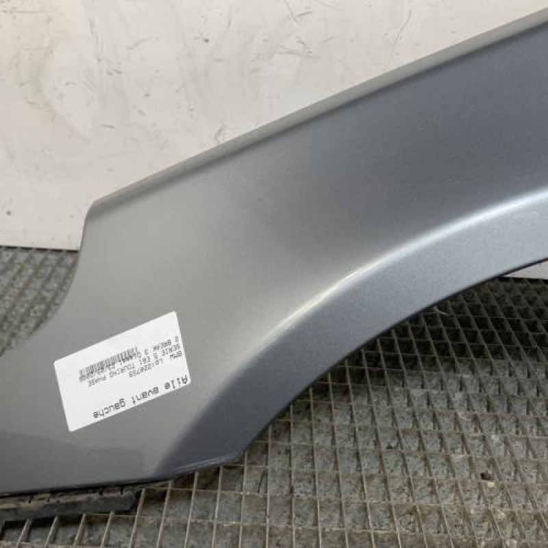 Aile avant gauche BMW SERIE 5 E61 Photo n°2