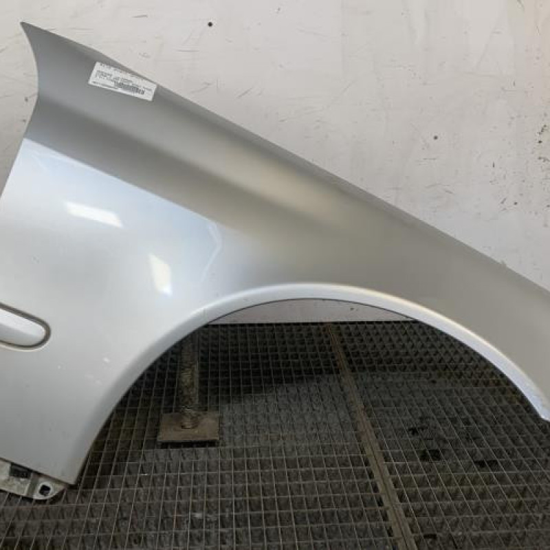 Aile avant droit MERCEDES CLASSE C 203 COUPE SPORT Photo n°1