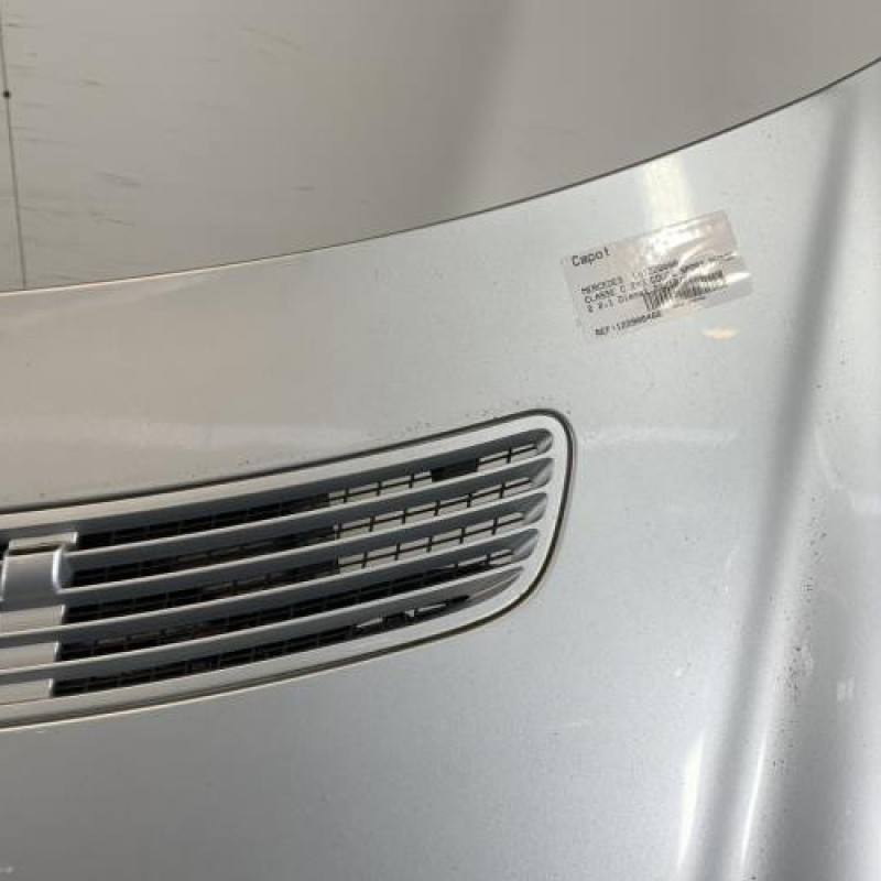 Capot MERCEDES CLASSE C 203 COUPE SPORT Photo n°3
