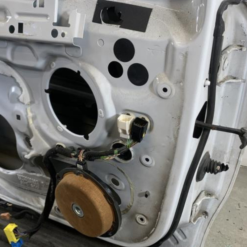 Porte avant gauche CITROEN C4 2 Photo n°5