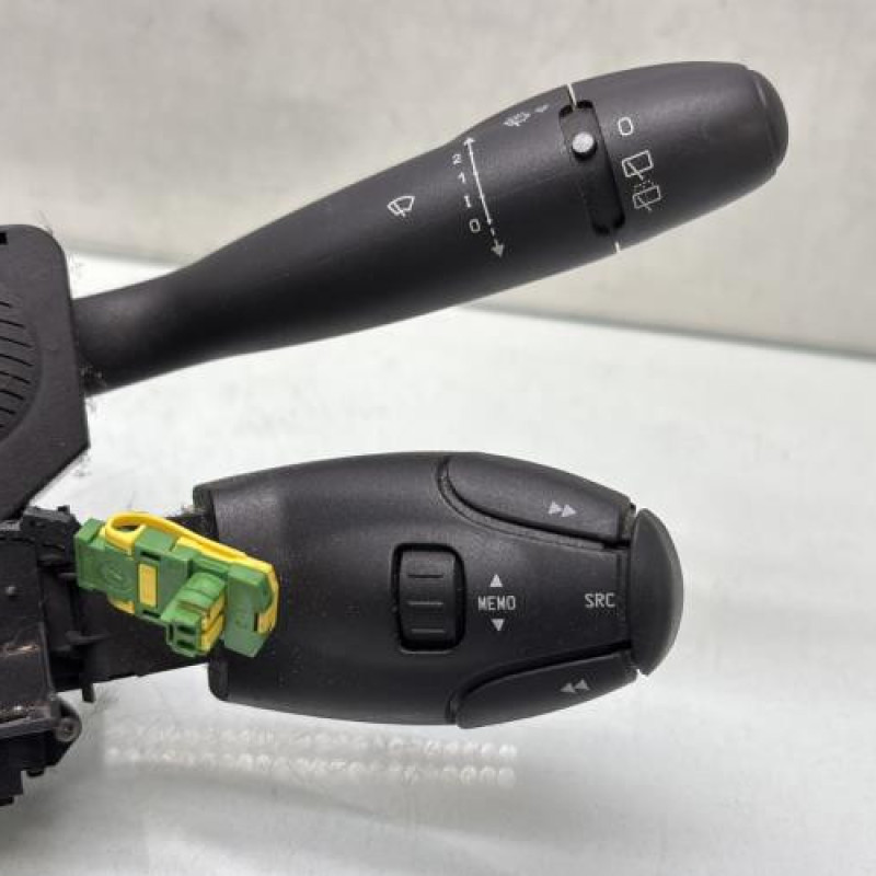 Com (Bloc Contacteur Tournant+Commodo Essuie Glace+Commodo Phare) PEUGEOT 206 Photo n°4