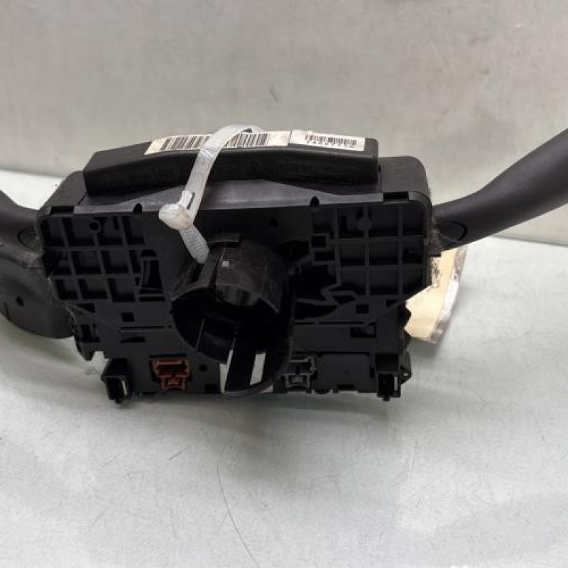 Com (Bloc Contacteur Tournant+Commodo Essuie Glace+Commodo Phare) PEUGEOT 206 Photo n°6