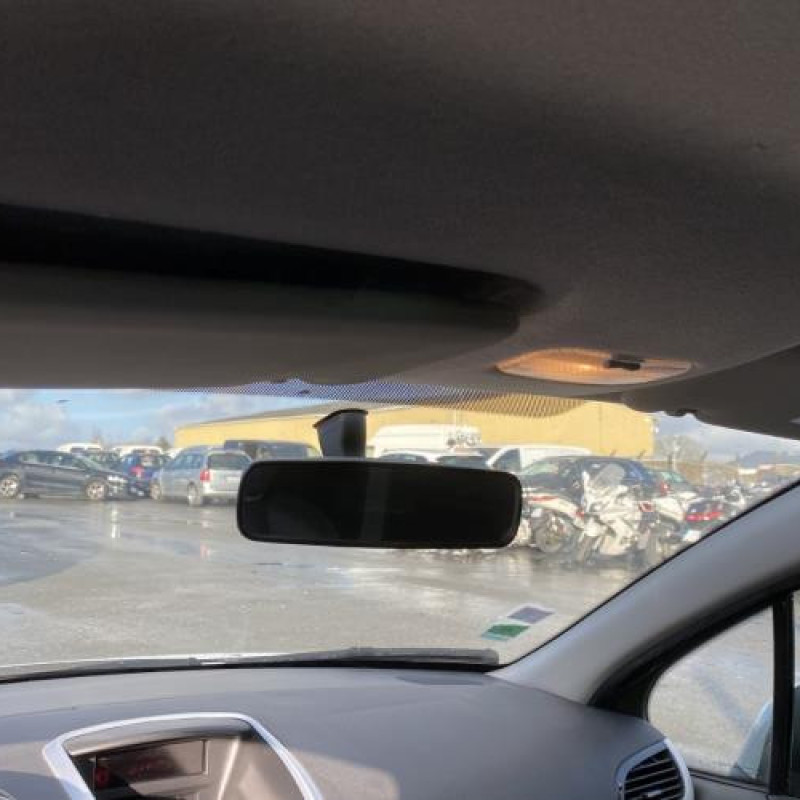 Feu arriere principal droit (feux) PEUGEOT 207 Photo n°18