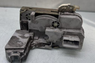 Serrure avant droit PEUGEOT 307