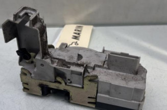 Serrure avant droit PEUGEOT 307