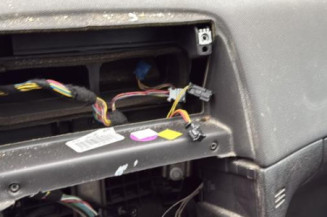 Serrure avant droit PEUGEOT 307