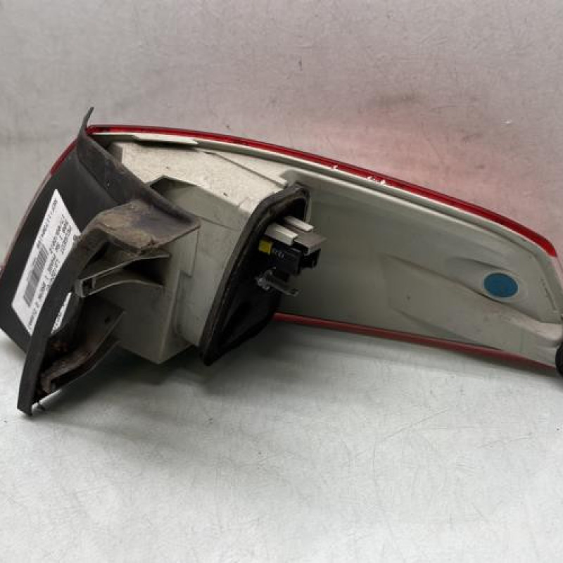 Feu arriere principal gauche (feux) PEUGEOT 508 1 SW Photo n°2