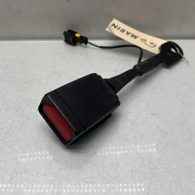 Attache ceinture avant gauche PEUGEOT 508 1 SW Photo n°2