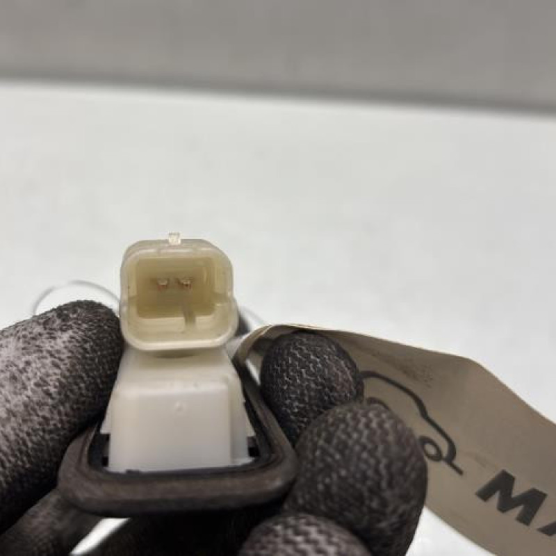 Bouton de coffre PEUGEOT 508 1 SW Photo n°3