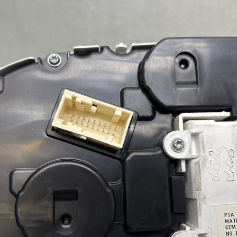 Compteur PEUGEOT 508 1 SW Photo n°4