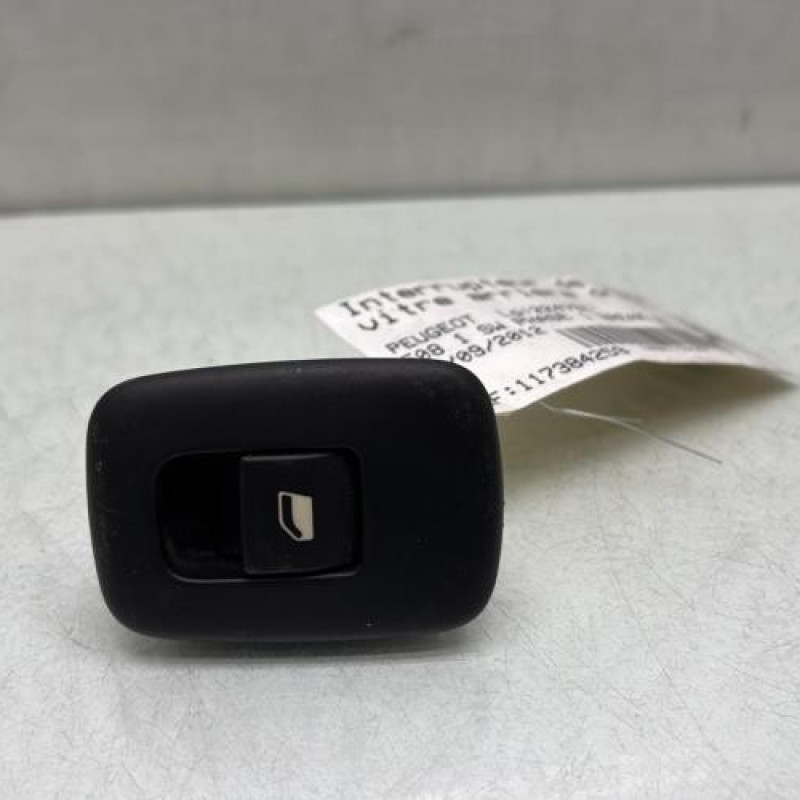 Interrupteur de leve vitre arriere droit PEUGEOT 508 1 SW Photo n°1