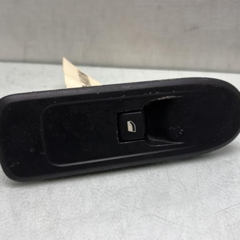 Interrupteur de leve vitre avant droit PEUGEOT 508 1 SW Photo n°1