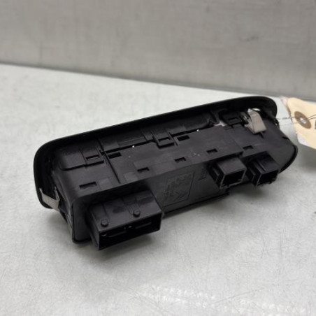 Interrupteur de leve vitre avant gauche PEUGEOT 508 1 SW