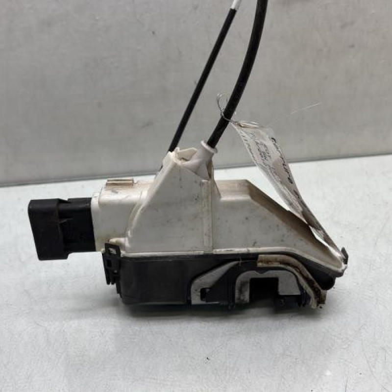 Serrure avant droit PEUGEOT 508 1 SW Photo n°5