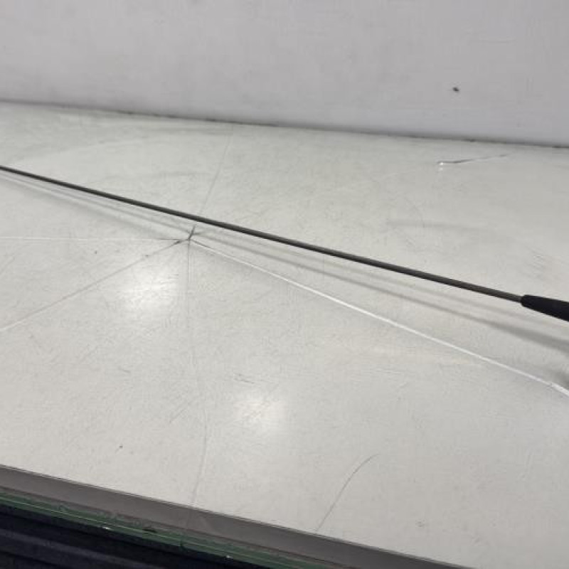 Antenne PEUGEOT PARTNER 1 Photo n°1