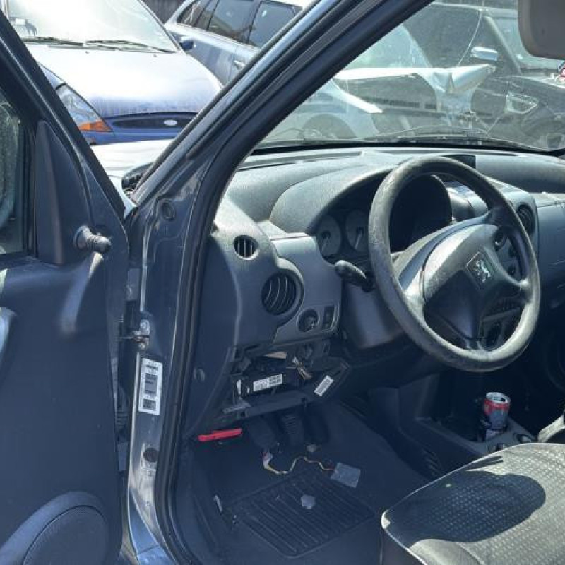 Antenne PEUGEOT PARTNER 1 Photo n°12