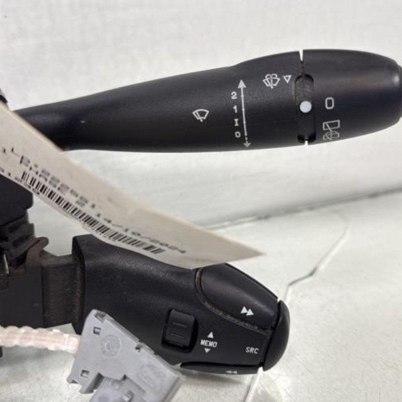 Com (Bloc Contacteur Tournant+Commodo Essuie Glace+Commodo Phare) PEUGEOT PARTNER 1 Photo n°3