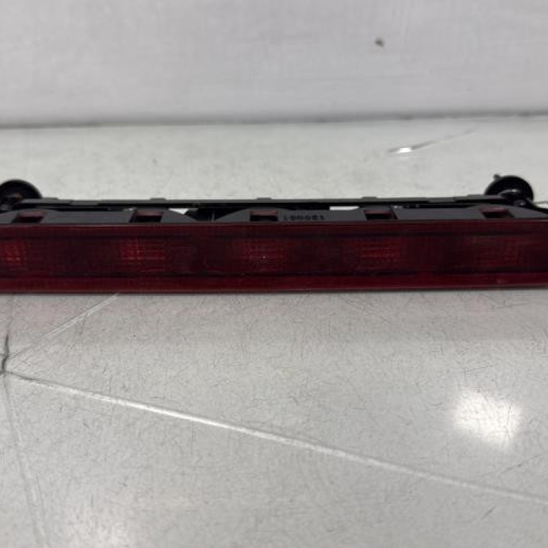 Feu arriere stop central PEUGEOT PARTNER 1 Photo n°1