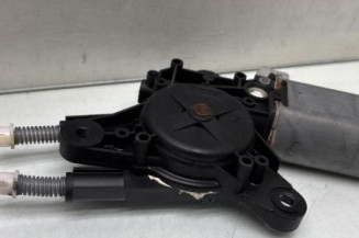 Leve vitre electrique avant droit PEUGEOT 106
