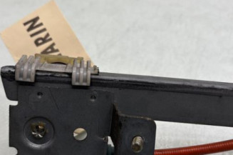 Leve vitre electrique avant droit PEUGEOT 106