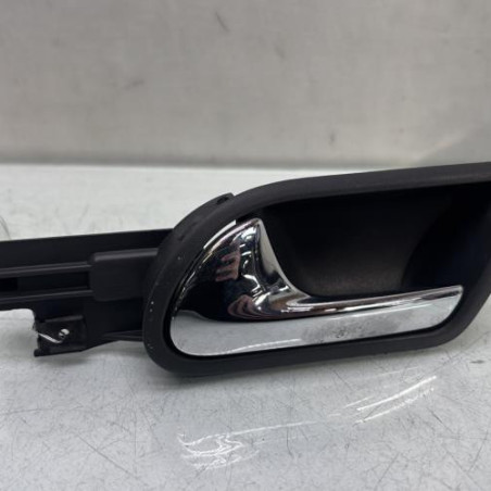 Poignee interieur arriere gauche VOLKSWAGEN GOLF 5 Photo n°1