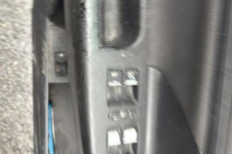 Poignee interieur arriere gauche VOLKSWAGEN GOLF 5