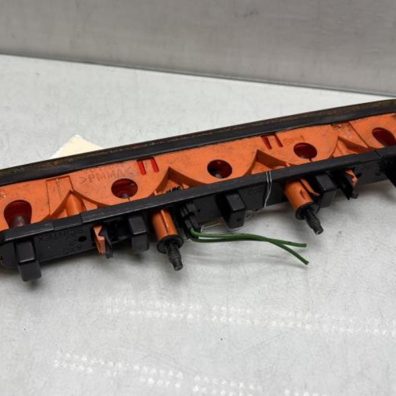 Feu arriere stop central PEUGEOT 206 Photo n°2