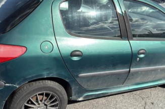 Feu arriere stop central PEUGEOT 206