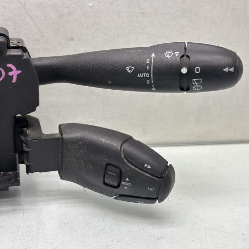 Com (Bloc Contacteur Tournant+Commodo Essuie Glace+Commodo Phare) PEUGEOT 307 Photo n°3