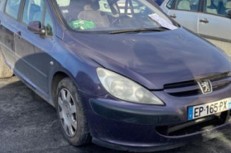 Serrure avant droit PEUGEOT 307