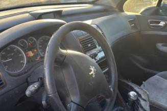 Serrure avant droit PEUGEOT 307