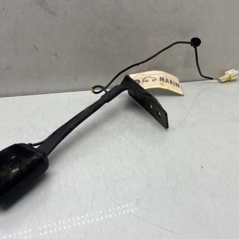 Attache ceinture avant droit PEUGEOT 308 1 Photo n°2