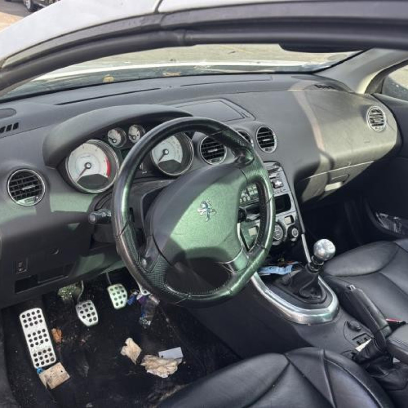 Attache ceinture avant gauche PEUGEOT 308 1 Photo n°15