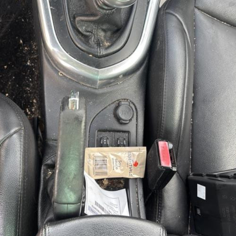 Attache ceinture avant gauche PEUGEOT 308 1 Photo n°19