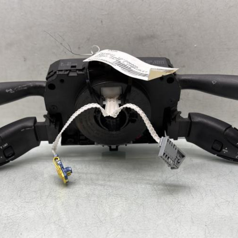 Com (Bloc Contacteur Tournant+Commodo Essuie Glace+Commodo Phare) PEUGEOT 308 1 Photo n°1