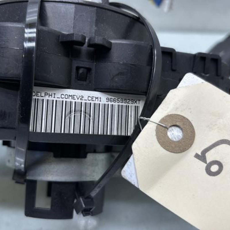 Com (Bloc Contacteur Tournant+Commodo Essuie Glace+Commodo Phare) PEUGEOT 308 1 Photo n°5