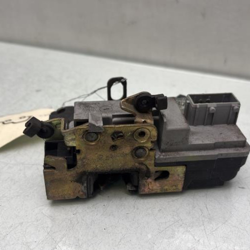 Serrure avant droit PEUGEOT 206 Photo n°3