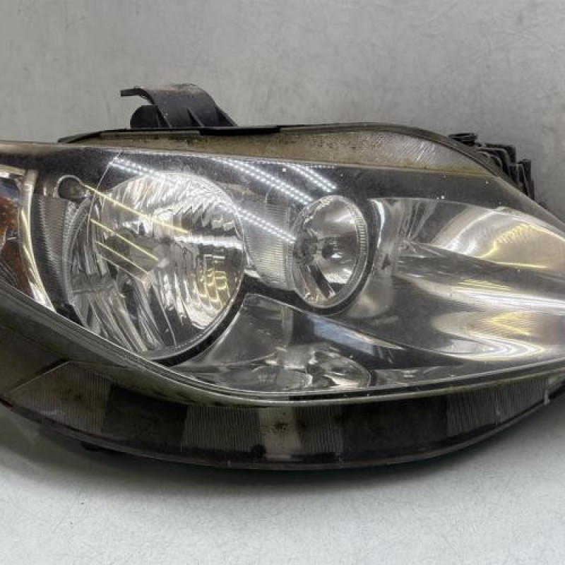 Optique avant principal droit (feux)(phare) SEAT IBIZA 4 Photo n°1