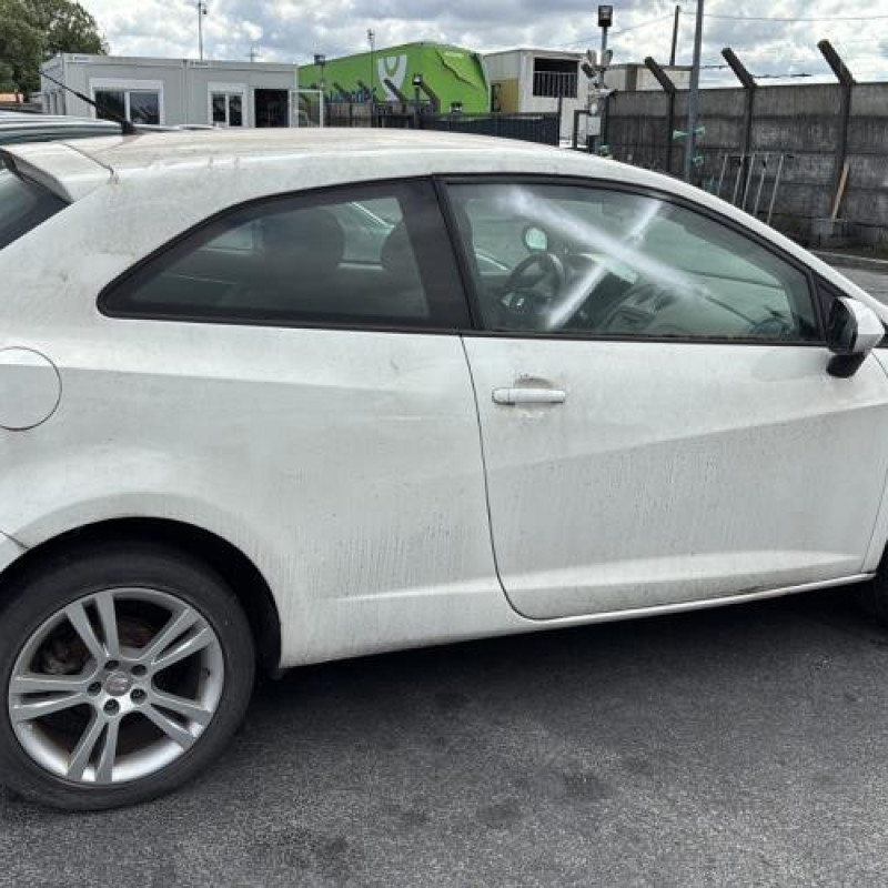 Trappe d'essence SEAT IBIZA 4 Photo n°10